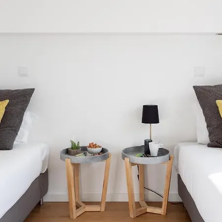 Appartement Plum Guide - The Honey Sapphire Lisboa
